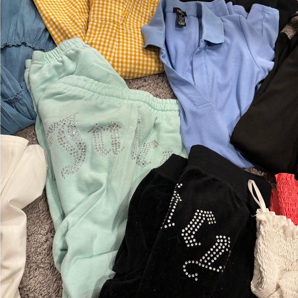 Clothes bundle size xs/s juicy couture, vs pink, f21, tommy hilfiger, nasty gal